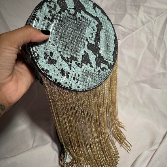 Blue‎ snake print purse - Picture 4 of 4